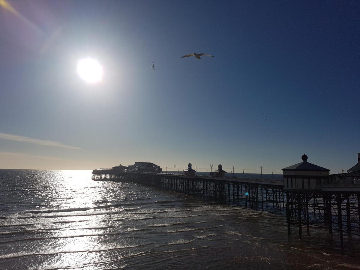 Bed and Breakfast Gabrielles Blackpool Exteriér fotografie